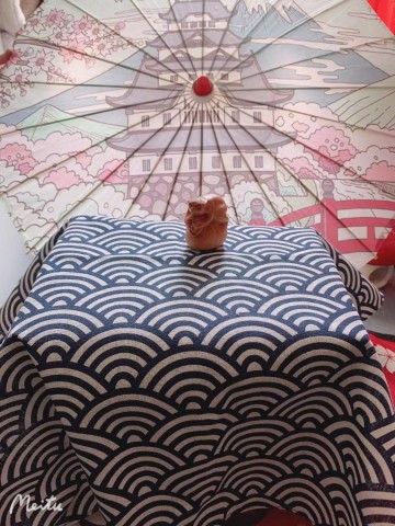 Furoshiki two sides68 x 68cm weight 95g