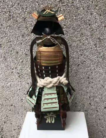 Samuari black golden and green